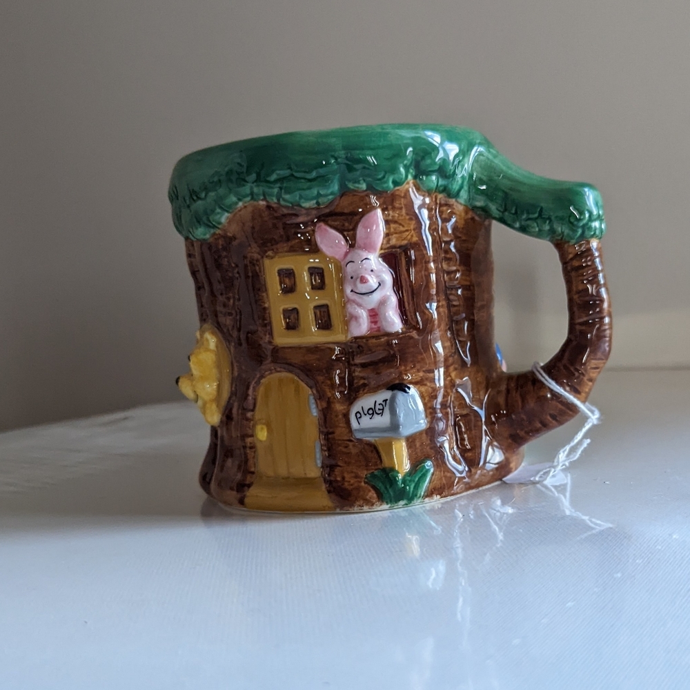 Disney World Character Molding Mug.  - TW2